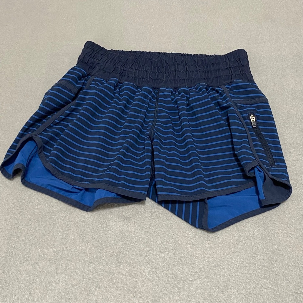 Lululemon Hotty Hot High-Rise Lined Shorts Blue Striped Size 8 Running